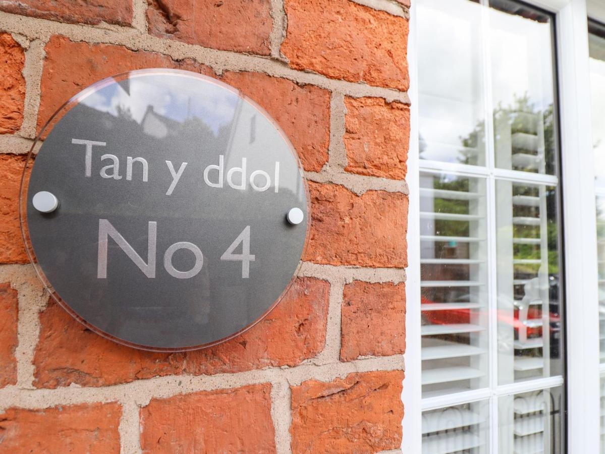 Tan Y Ddol Villa เวลช์พูล ภายนอก รูปภาพ